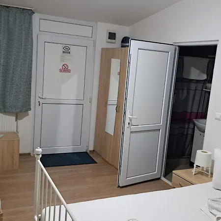 Casa Lara Constança